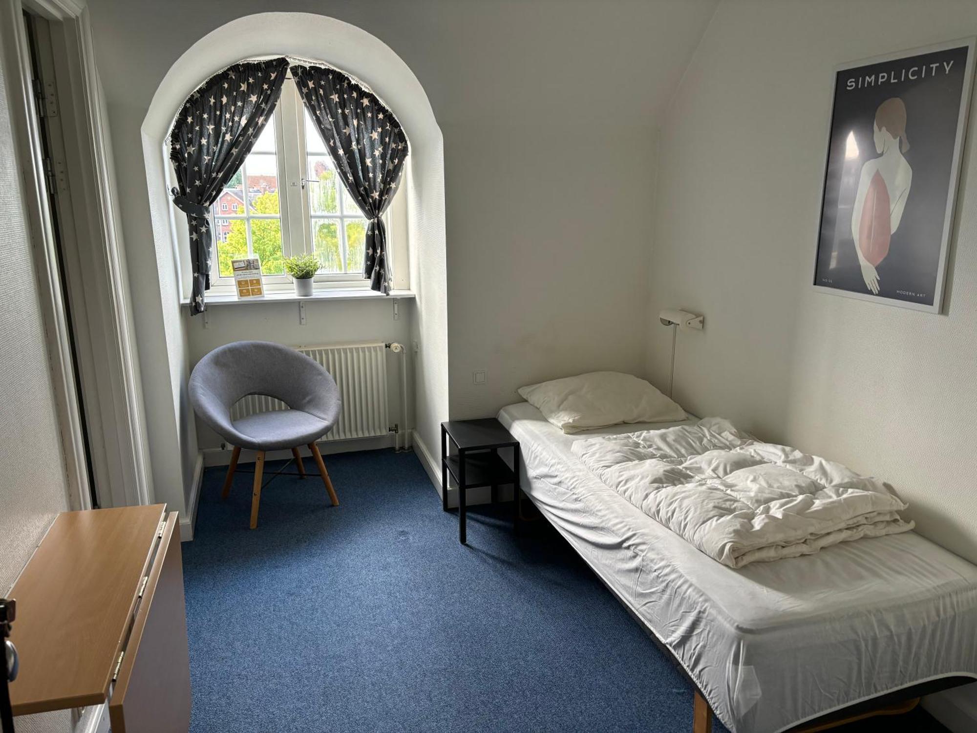 Danhostel Odense City Esterno foto A room at the Internationales Haus